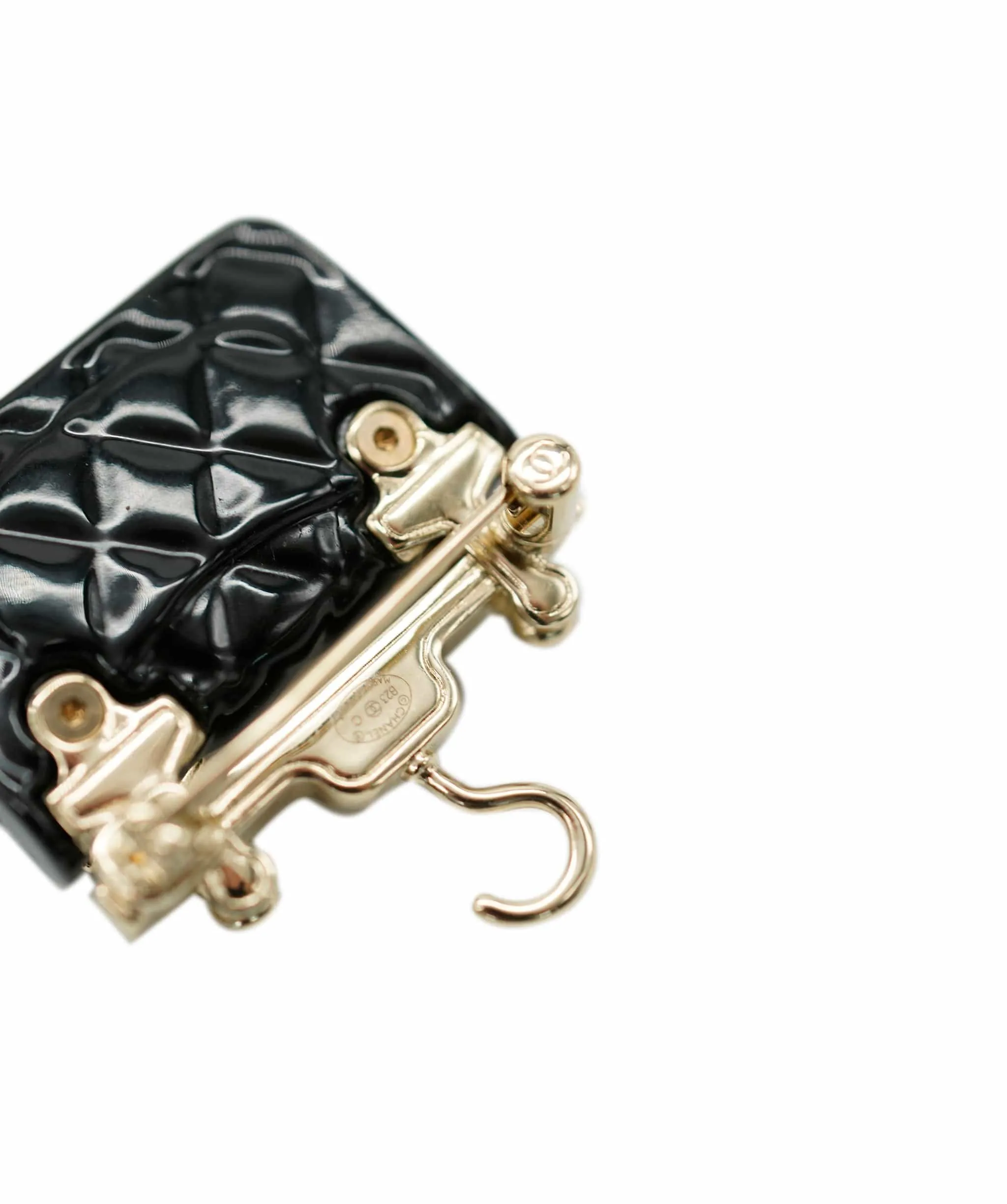 Chanel black classic flap brooch  - AJC0729