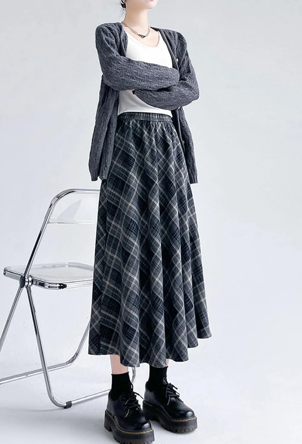 chouyatou Women's Fall Winter Elastic Waist Wool Plaid Skirt A-Line Pleated Midi Long Skater Skirts