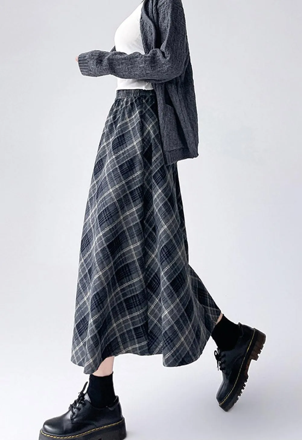 chouyatou Women's Fall Winter Elastic Waist Wool Plaid Skirt A-Line Pleated Midi Long Skater Skirts