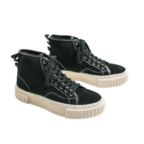 Couples Trendy High Top Leather Shoes