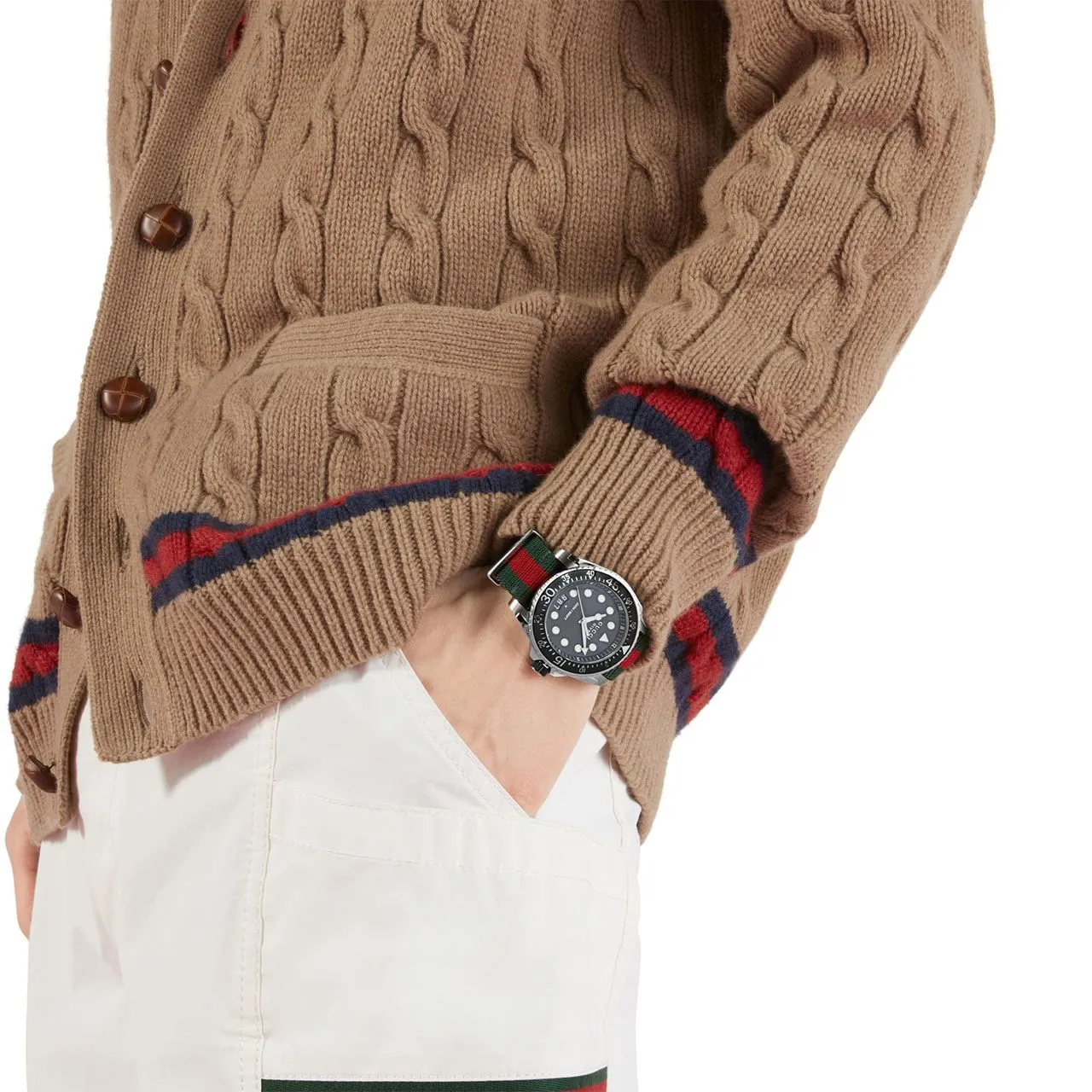 Gucci Dive Watch, 45mm Quartz YA136209A