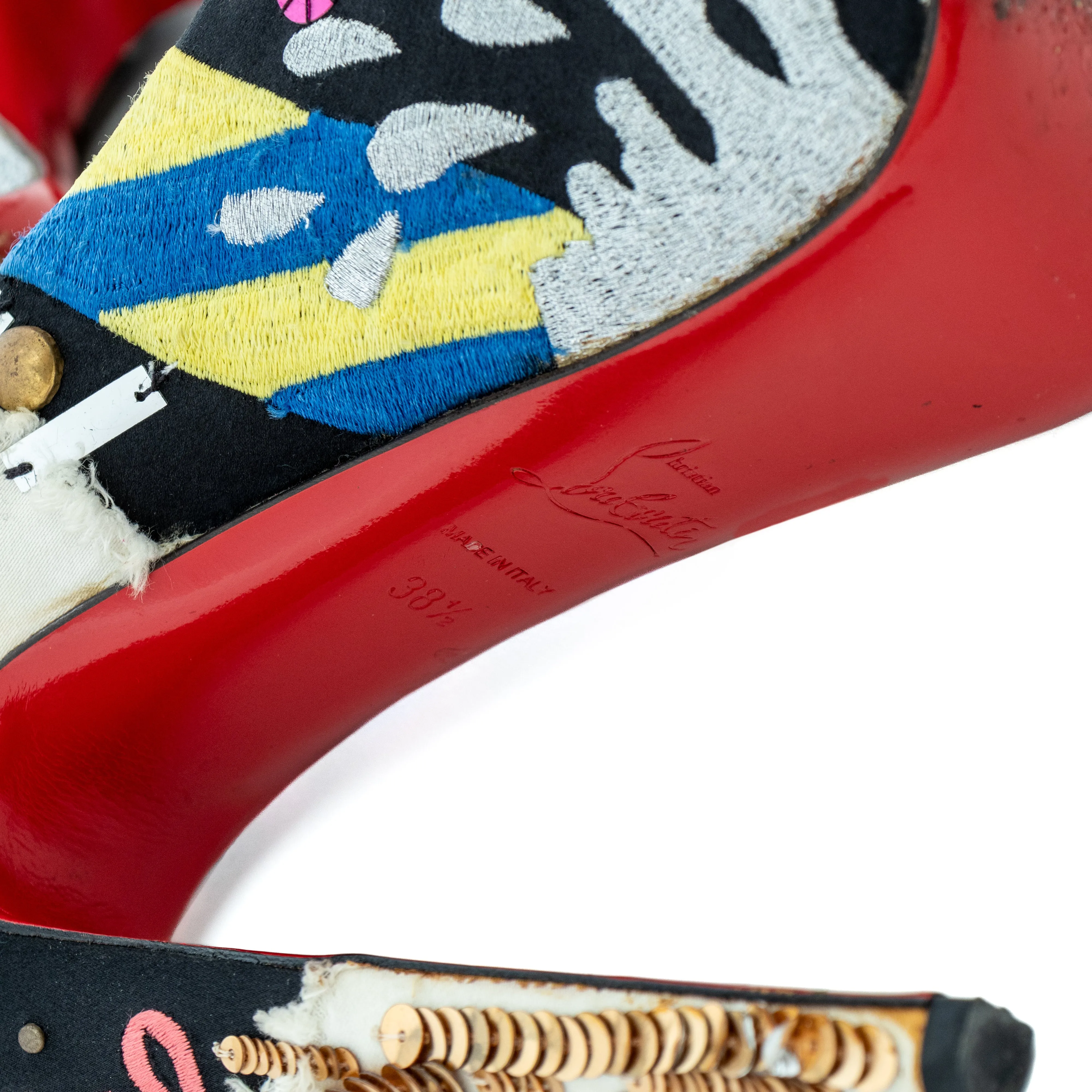 Limited Edition Daffodile Brodee Crêpe Satin Pumps 38.5