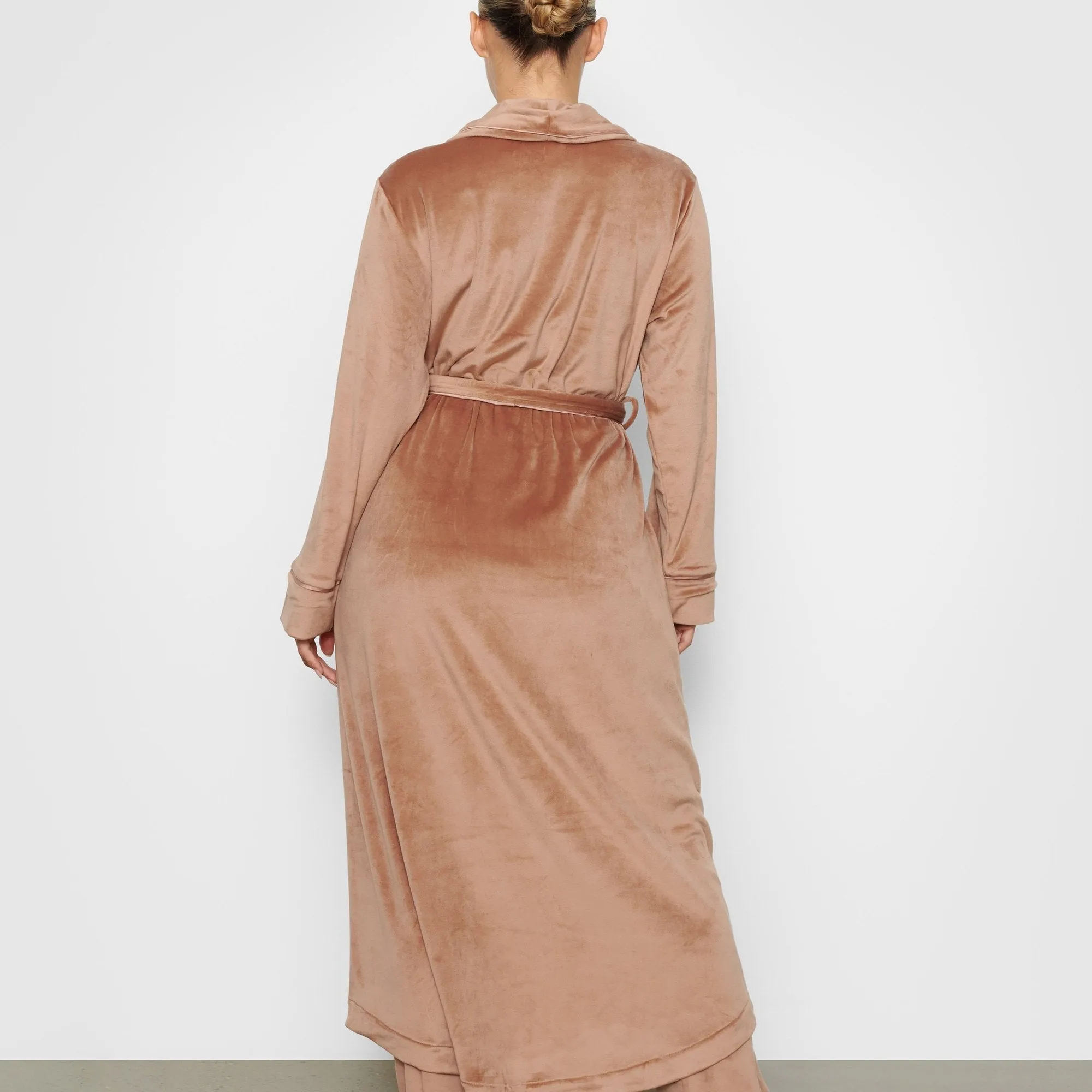 VELOUR LONG ROBE | SIENNA