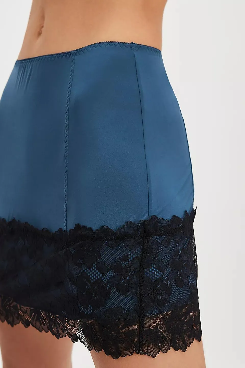 Women Satin Half Slips Low Rise Lace Trim Skirts Short Layered Underskirts Ruffle A Line Floral Lace Mini Skirts